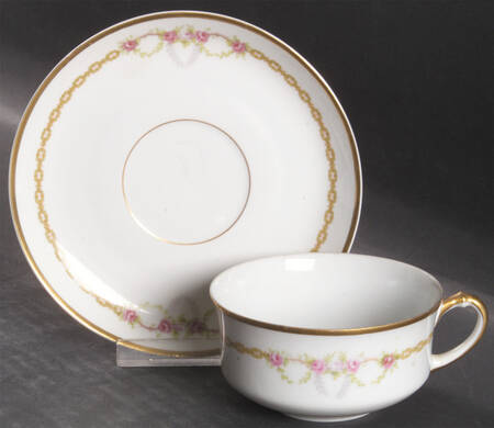 Dortmund Flat Cup & Saucer Set
