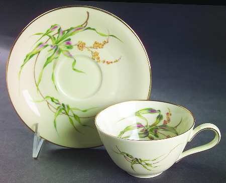 Drazene Footed Cup & Saucer Set
