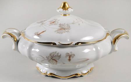 Du Barry Round Covered Vegetable