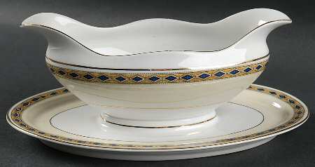 Empire (No Center Design) Gravy Boat with Attached Underplate