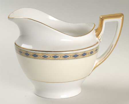 Empire (No Center Design) Creamer