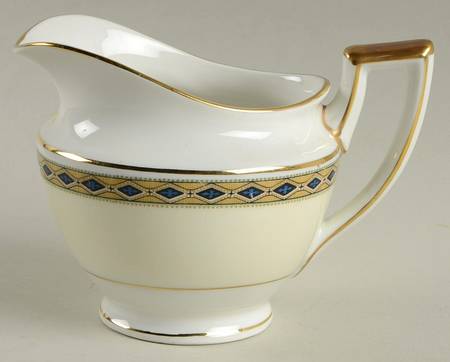 Empire (No Center Design) Creamer