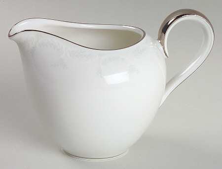 Ferndale (Newer, Platinum Trim) Creamer