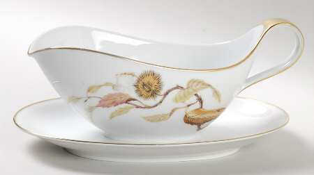 Golden Chestnut Gravy Boat with Attached Underplate