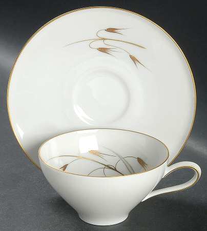 Gold Oat Flat Cup & Saucer Set