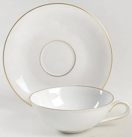 Golden Peak Flat Cup & Saucer Set