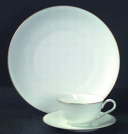 Golden Peak Dinner Plate
