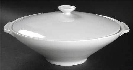 Grazie White Round Covered Vegetable