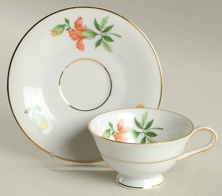 HC102 Footed Demitasse Cup & Saucer Set