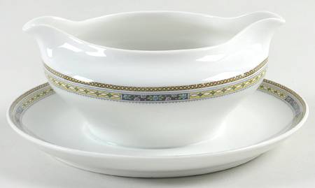 10263 Gravy Boat with Attached Underplate