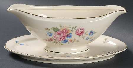 12955 Gravy Boat with Attached Underplate