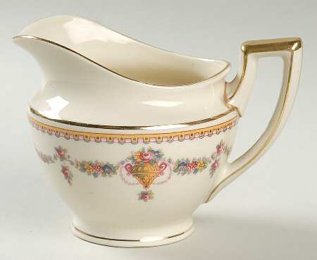 HC163 Creamer
