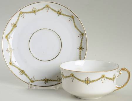 HC168 Flat Cup & Saucer Set