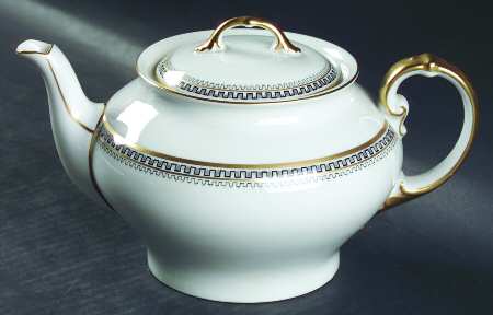 HC17 Teapot & Lid