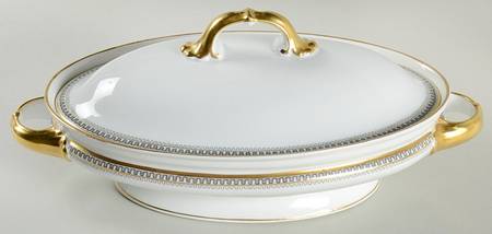 HC17 Oval Covered Vegetable