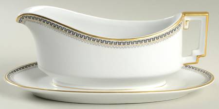 HC17 Gravy Boat with Attached Underplate