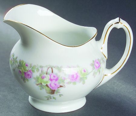 HC186 Creamer