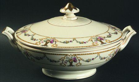 HC238 Round Covered Vegetable