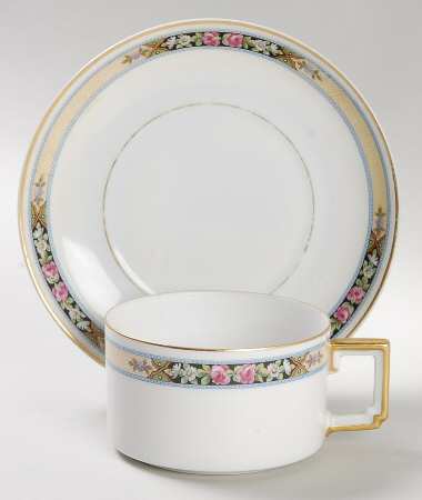 HC246 Flat Cup & Saucer Set