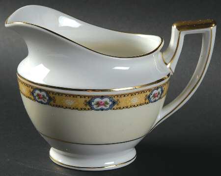 HC248 Creamer