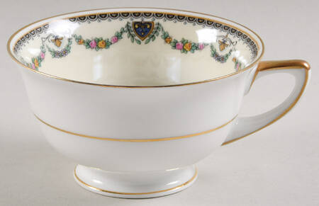 HC250 Footed Cup