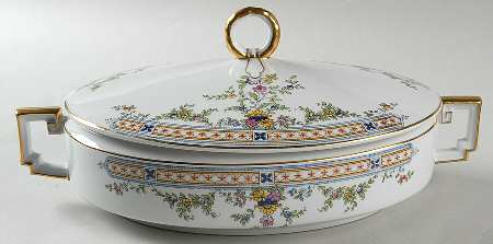 10899 Oval Covered Vegetable