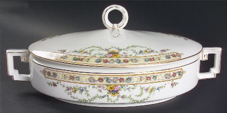HC26 Oval Covered Vegetable