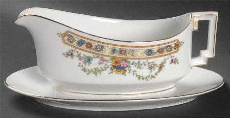HC26 Gravy Boat with Attached Underplate by Heinrich - H&C
