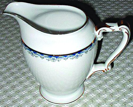 76337 Creamer