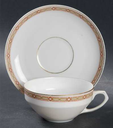 HC275 Flat Cup & Saucer Set