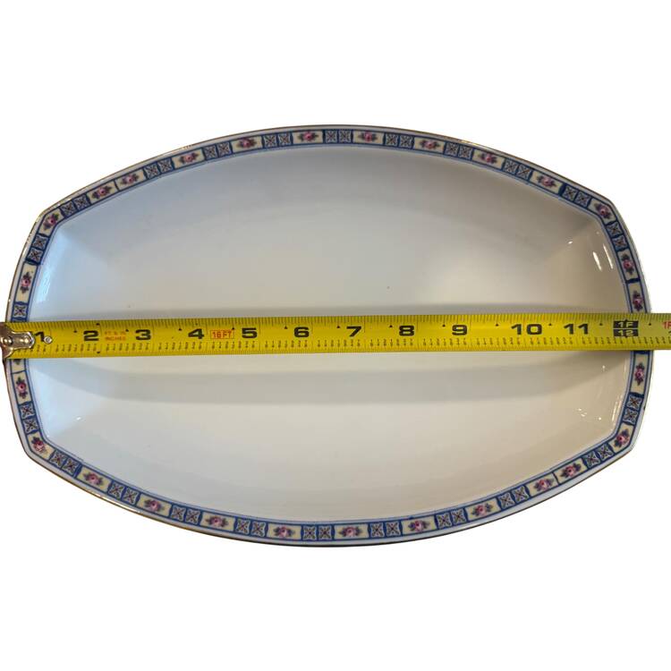 HC28 12" Oval Serving Platter