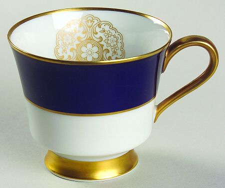 HC292 Footed Cup by Heinrich - H&C
