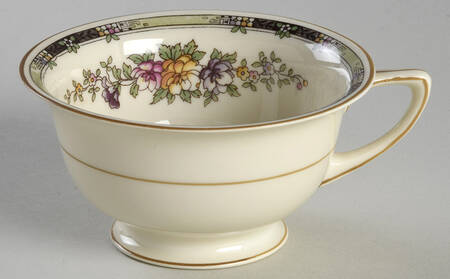 HC30 Footed Cup