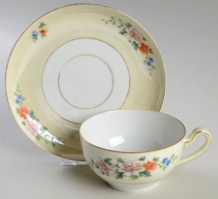 HC358 Oversized Cup & Saucer Set