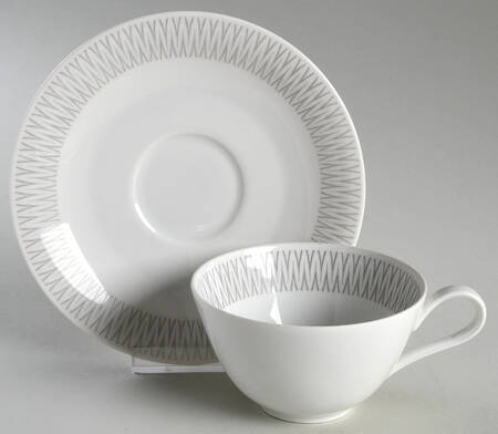 HC409 Flat Cup & Saucer Set