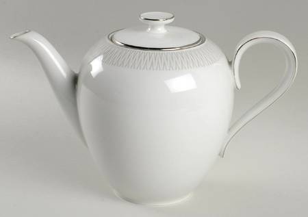 HC409 Teapot & Lid