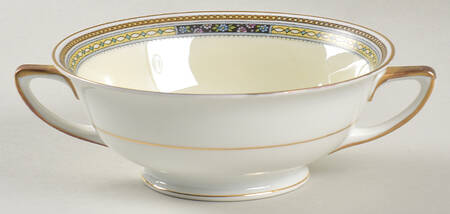 11649 Footed Cream Soup Bowl
