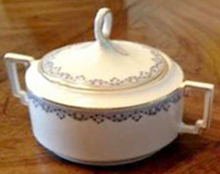 HC440 Sugar Bowl & Lid