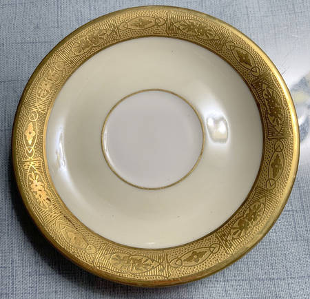 HC454 Saucer
