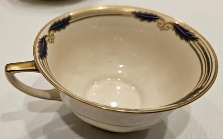 12952 Footed Cup