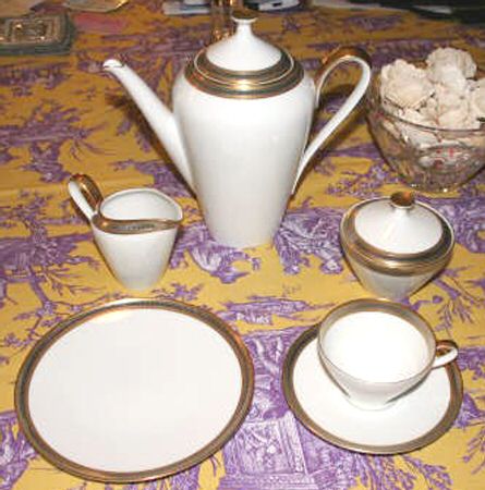 HC498 Coffee Pot & Lid