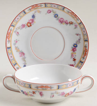 HC7 Footed Cream Soup Bowl & Saucer Set