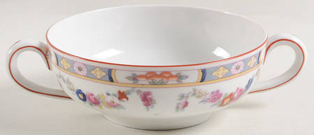 HC7 Footed Cream Soup Bowl