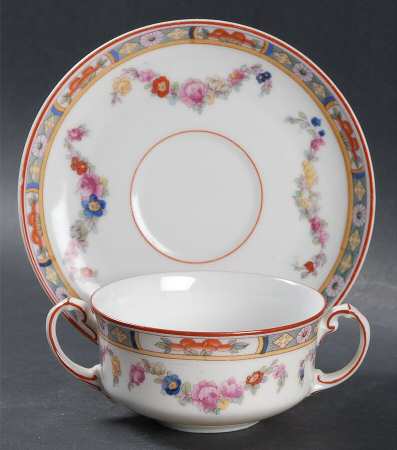 HC7 Flat Bouillon Cup & Saucer
