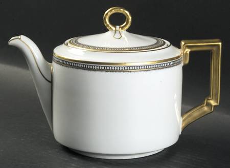 HC9 Teapot & Lid