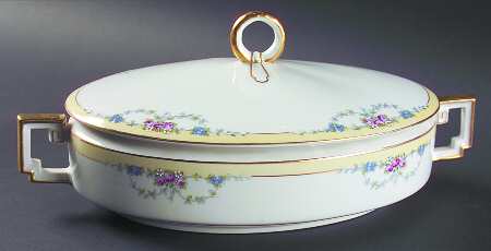 Josephine Oval Covered Vegetable