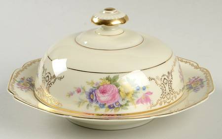 Lady Louise Round Covered Butter