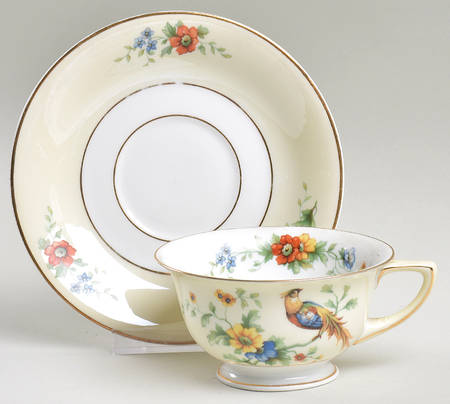 Lorraine Footed Cup & Saucer Set
