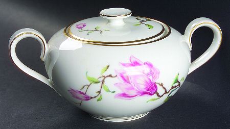 Magnolia Sugar Bowl & Lid