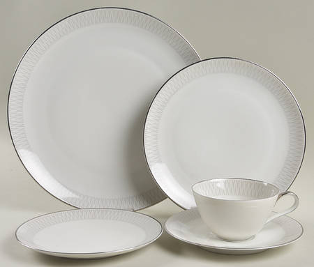 Monarch 5 Piece Place Setting